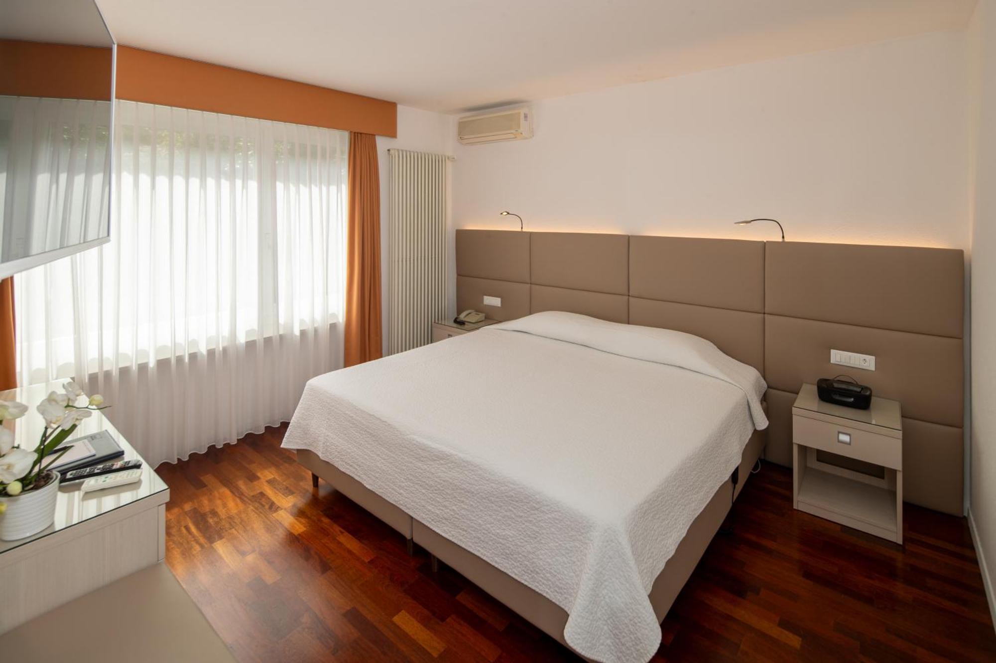 Hotel Campione Біссоне Екстер'єр фото